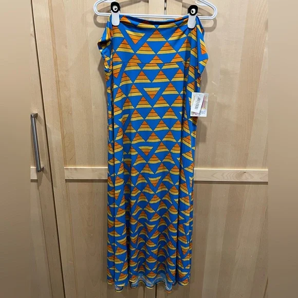 Maxi Skirt - Picture 1 of 8